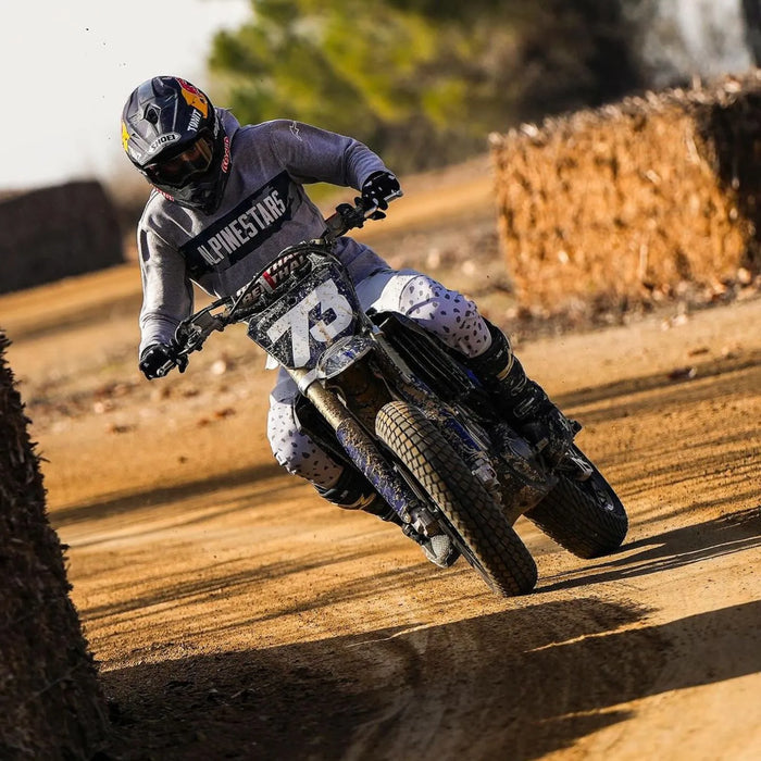 Shoei VFX-EVO Helmet