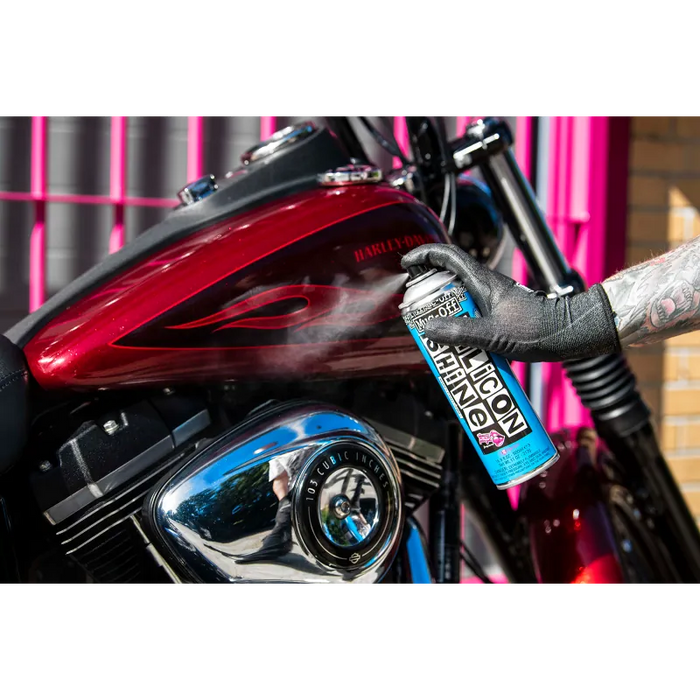 Muc-Off Silicon Shine Protection 500ml - Lifestyle