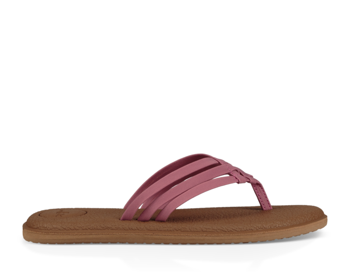 Sanuk yoga salty flip 2025 flops